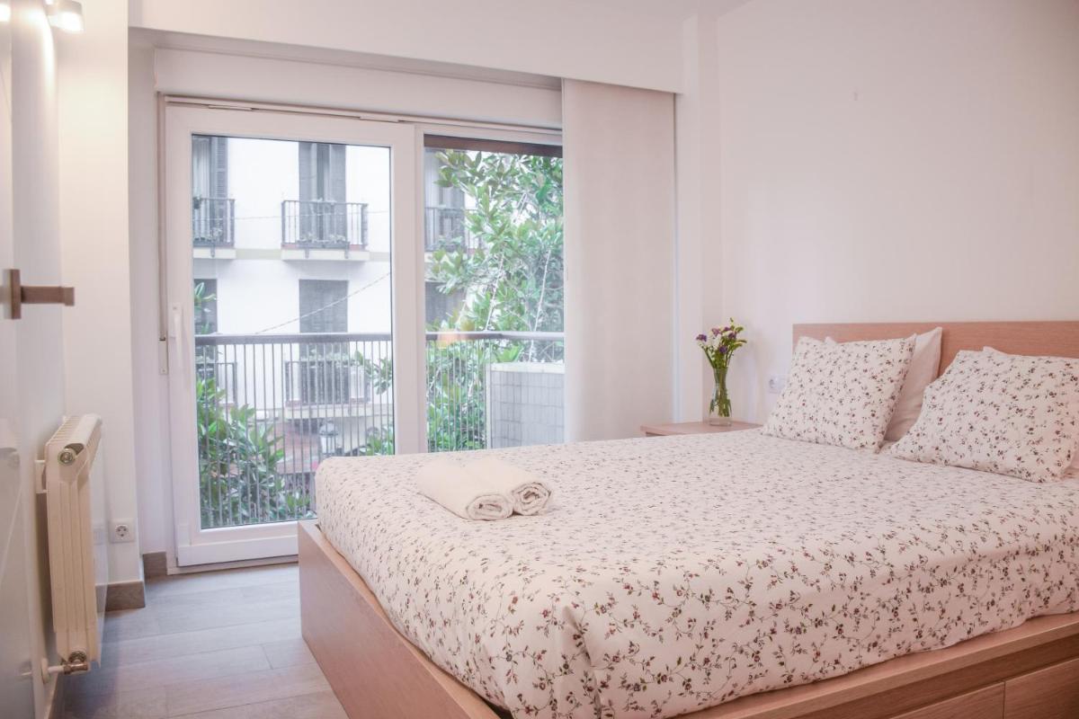 Modern & spacious apartment near La Concha Bay - Housity