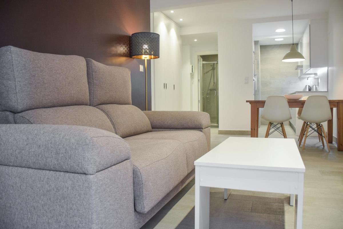 Modern & spacious apartment near La Concha Bay - Housity
