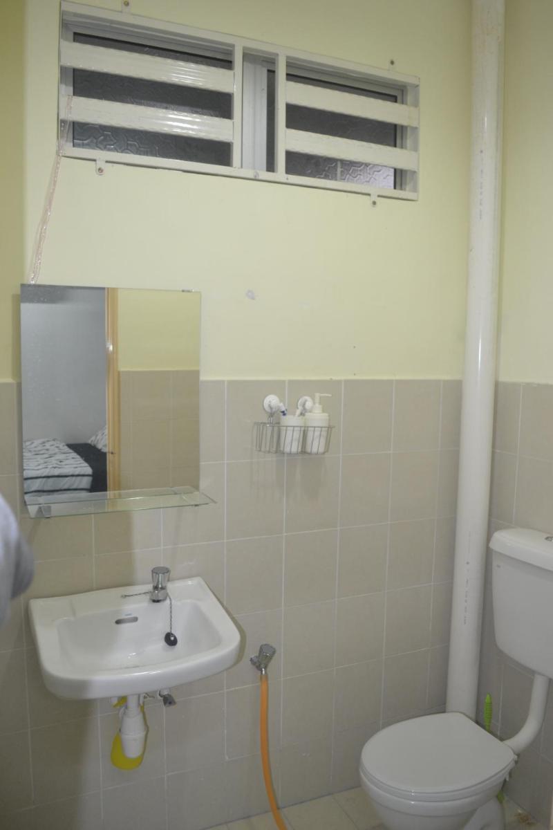 Suitetrails - HOMESTAY PERMAI GURUN Malay Only