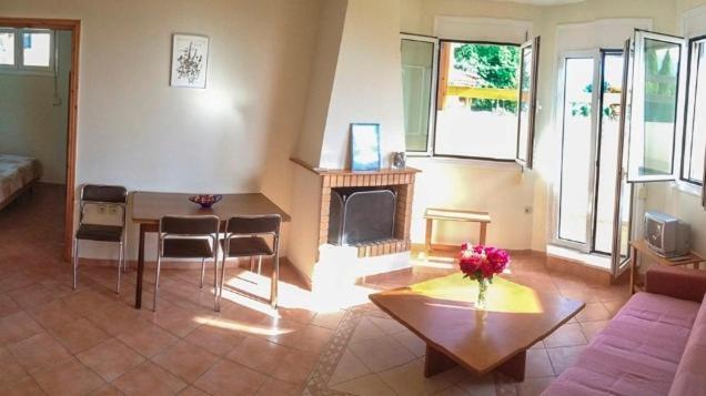Sungate Beach - Housity