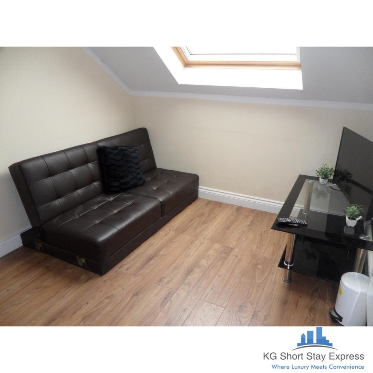KG Short Stay Express Luxury Apartments - Housity