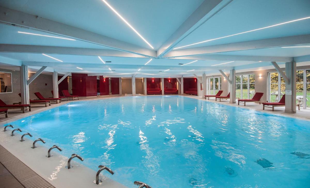 Piscine de l'établissement Le Grand Hôtel Le Touquet-Paris-Plage ou située à proximité