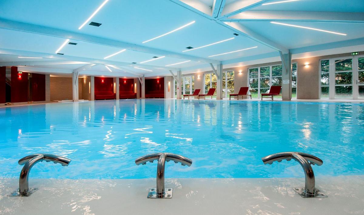 Piscine de l'établissement Le Grand Hôtel Le Touquet-Paris-Plage ou située à proximité