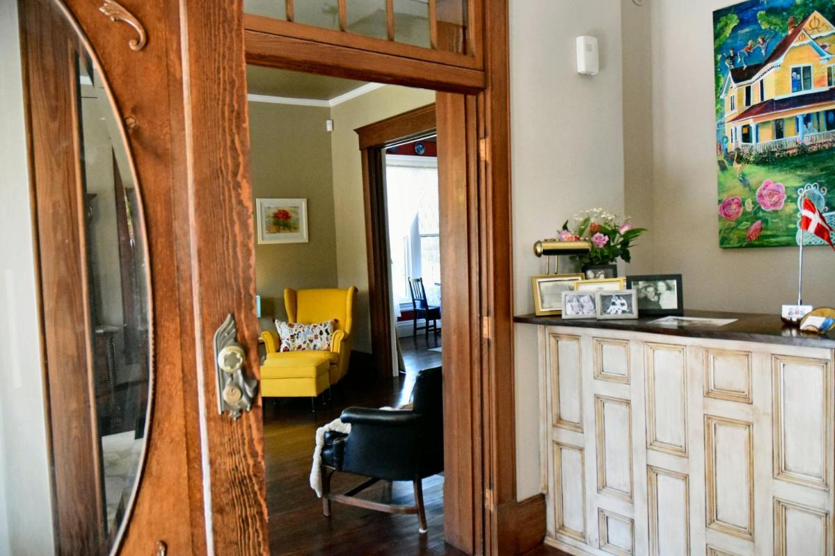 Three Danes Inn - Housity