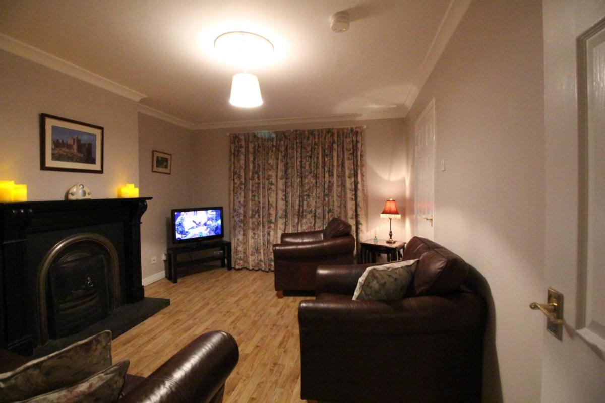 Wayside - Housity