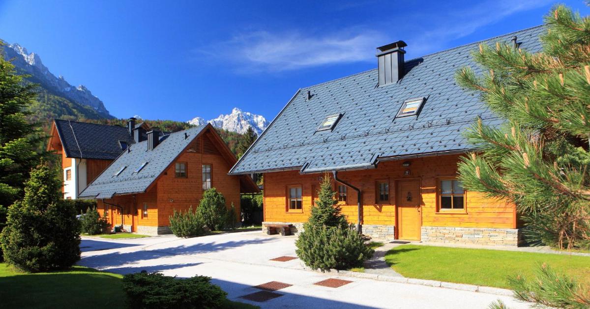 Kronau Chalet Resort - Housity