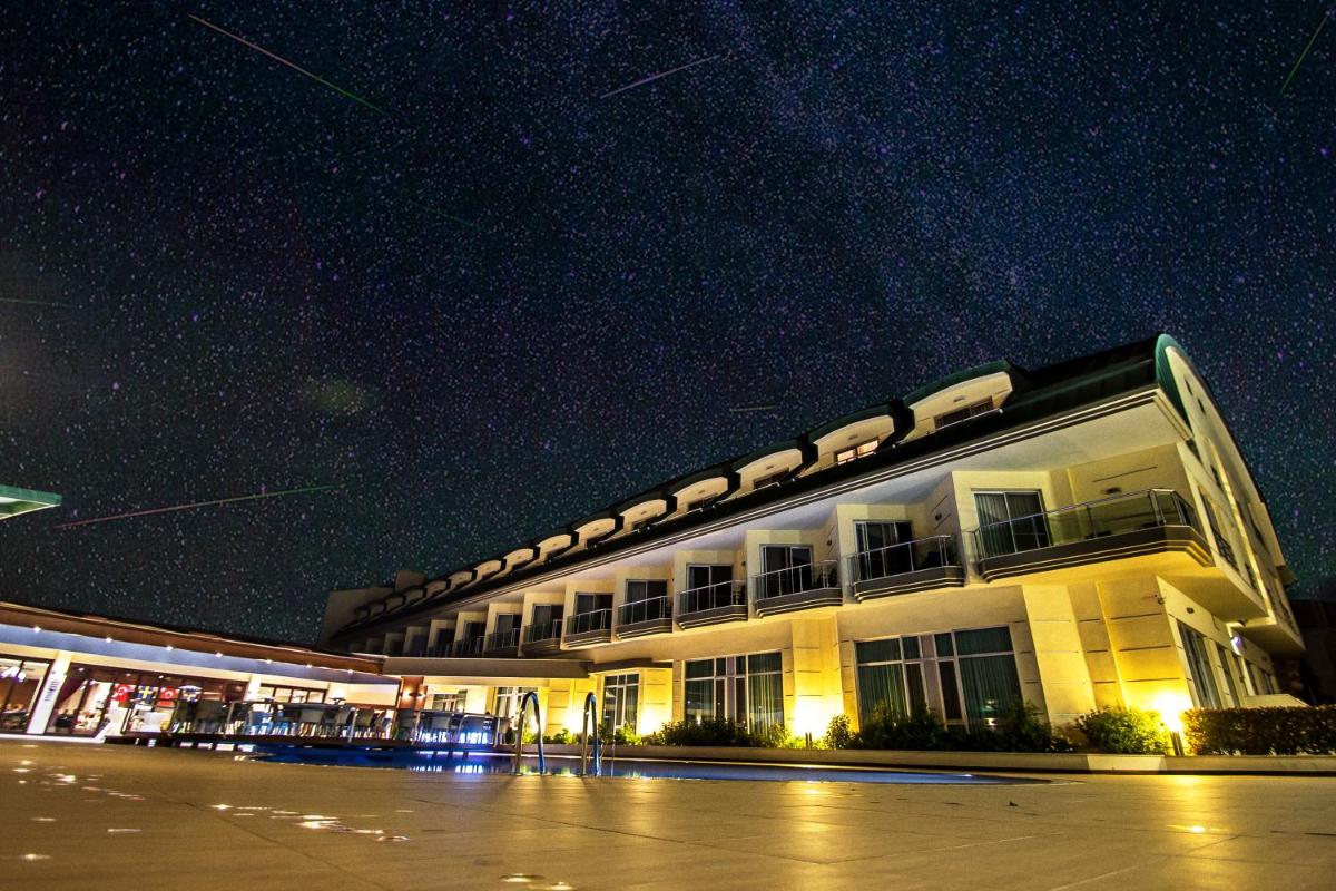 Hotel Hegsagone Marine Asia - Housity