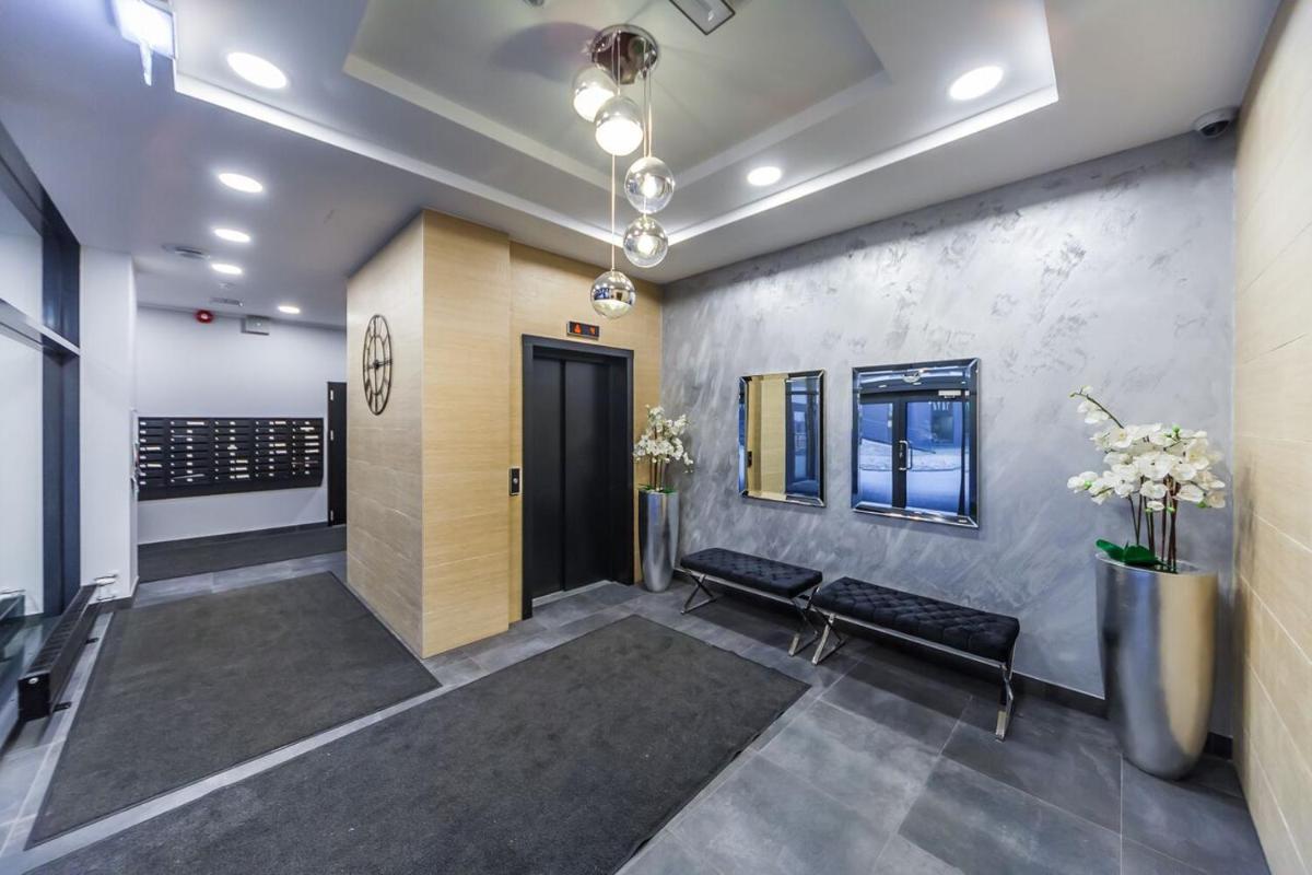 Karlson Lux Apartments - Housity