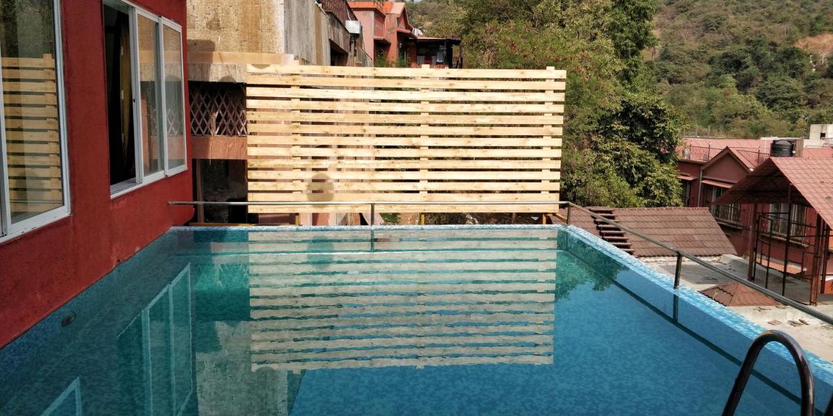 Suitetrails - Villa 408-Dr Wade in Royal Palms Mumbai