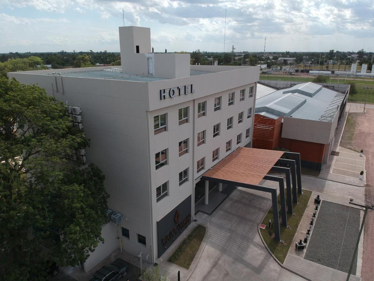 Platinum Hotel Casino - Housity
