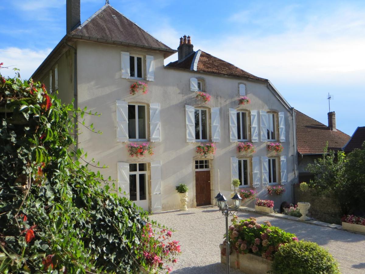 Le Bailli de Montsaugeon - Housity