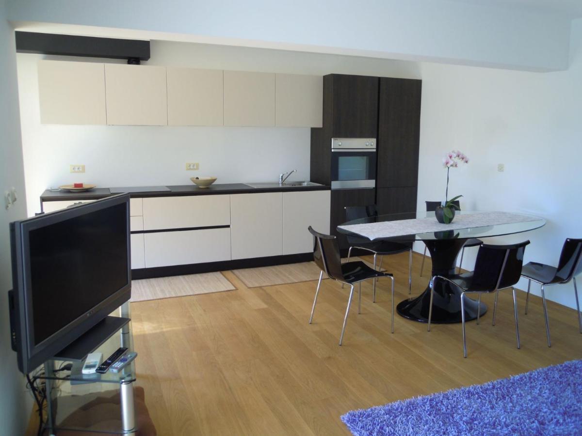 Apartments Legend - Housity