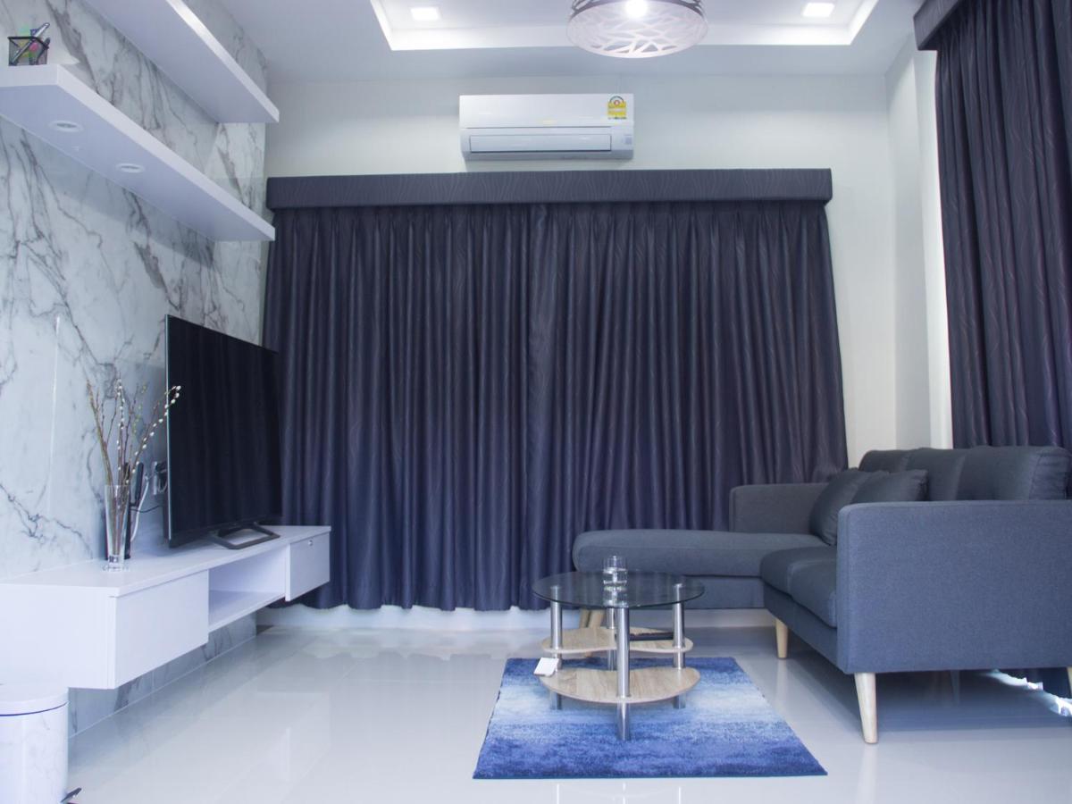 SomJai House - Housity