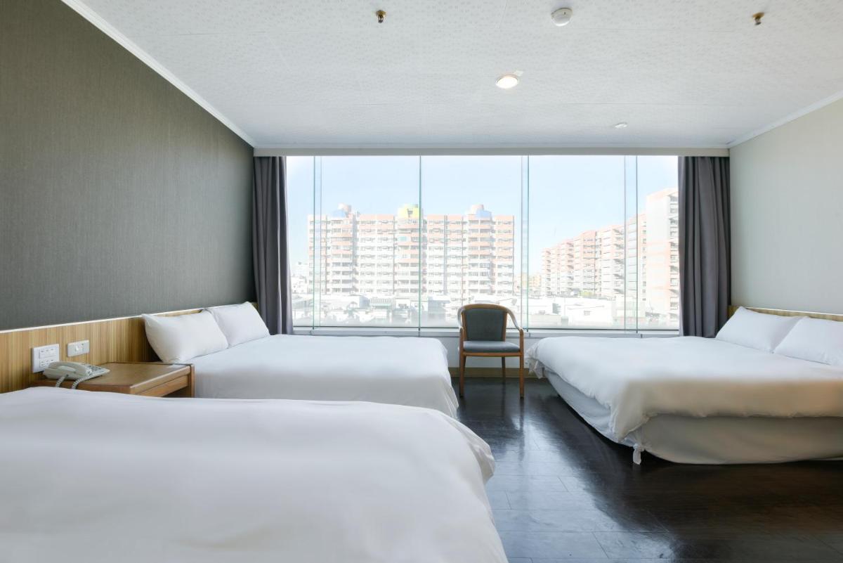 Suitetrails - Back Home Hotel