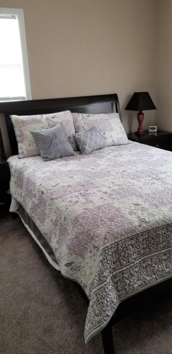 Speedway Charm - Housity