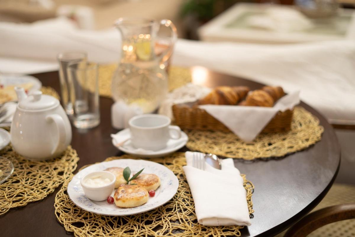 Boutique Hotel Dubrovskiy - Housity