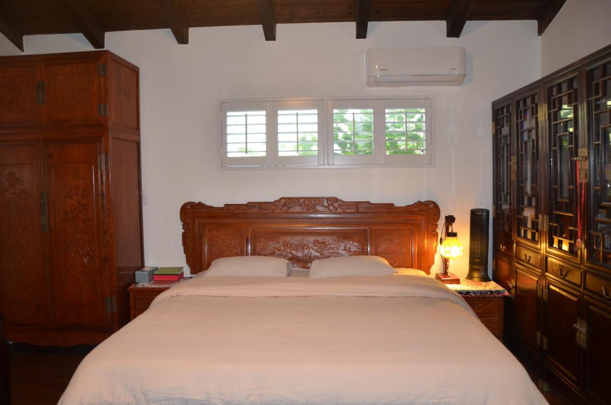 LAX Teresa AIR B&B - Housity