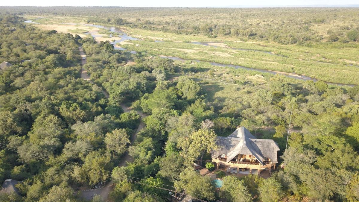 Suitetrails - Kruger Riverside Lodge - No Load-shedding