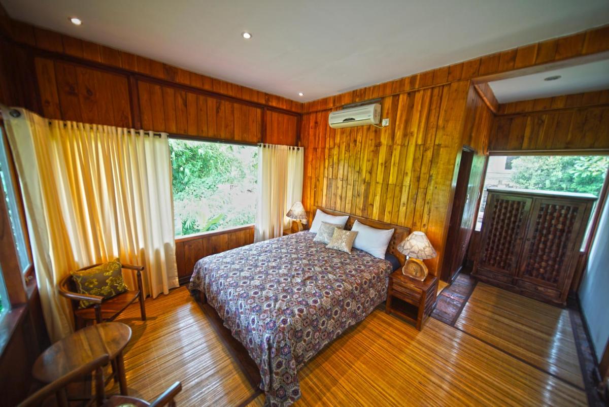 Surf Huts - Housity
