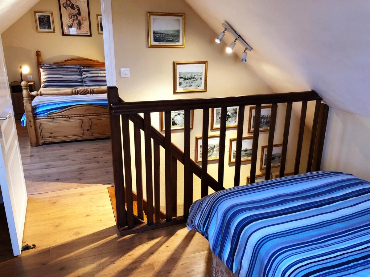 Coury House, Chavasse Farm, Somme - Housity