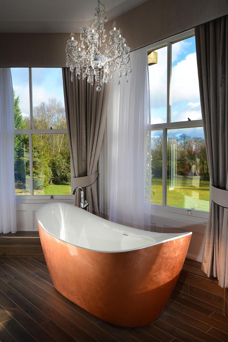 Bartle Hall Hotel - Housity