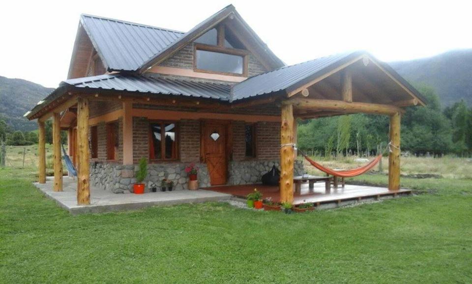 Cabaña en El Hoyo - Housity