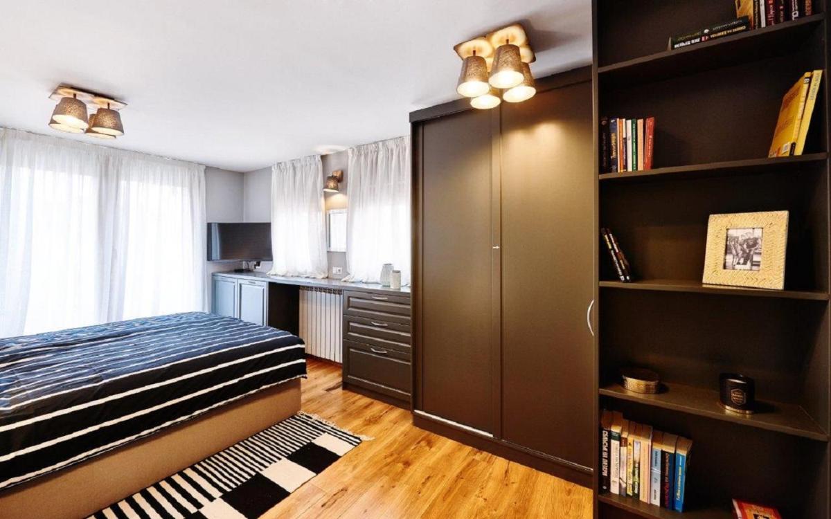 Stylish and High-end Designer Apartments in City Center - Housity
