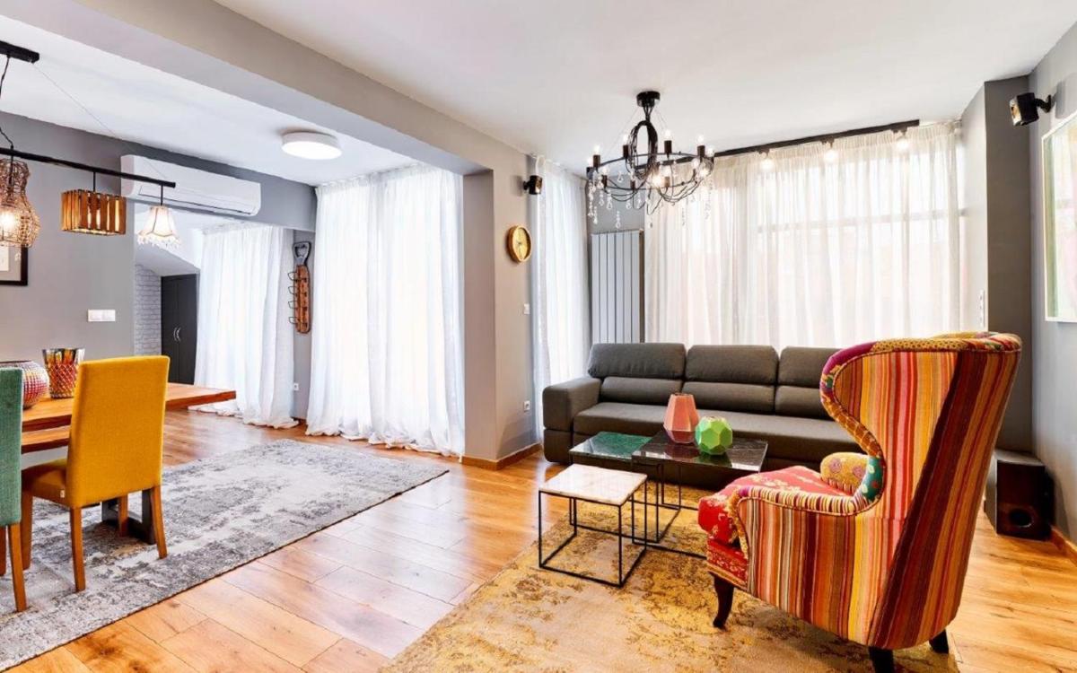 Stylish and High-end Designer Apartments in City Center - Housity