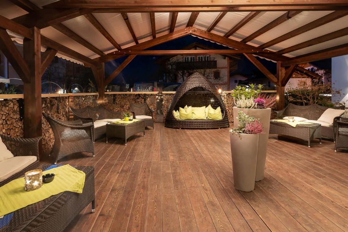 Hotel Castel Pietra - Housity