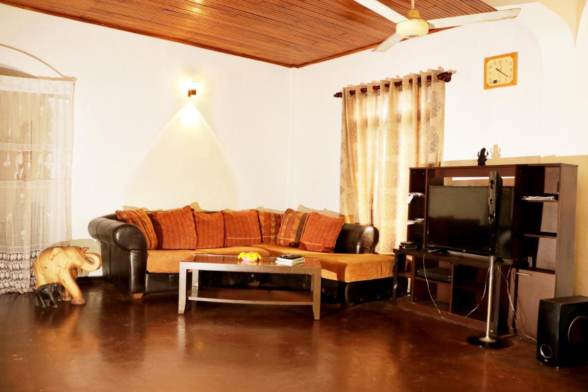 Ariyadasa Guest House - Housity