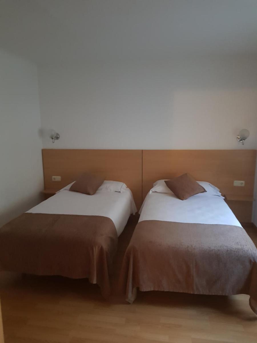 Apartaments Turistics Pirineu - Housity