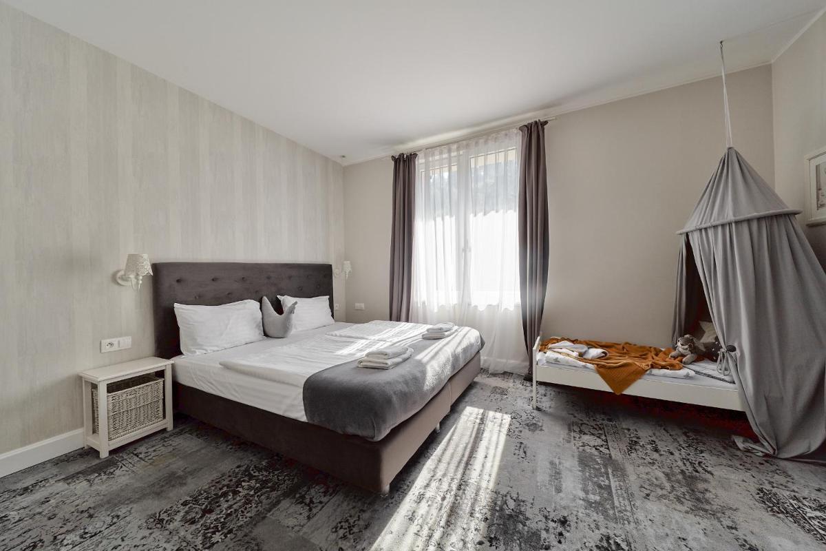 Górska Legenda Apartamenty & Domki - Housity