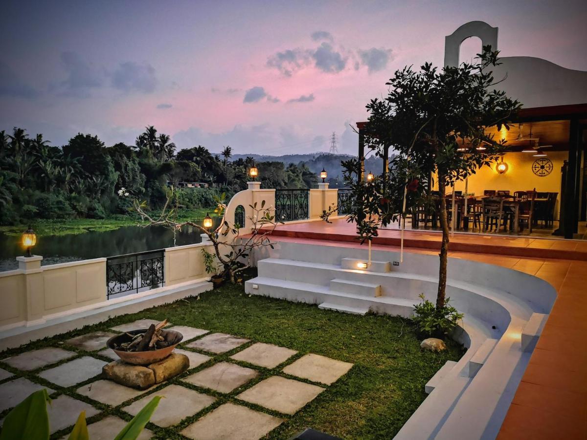 Casa Marina Bed and Breakfast - Housity