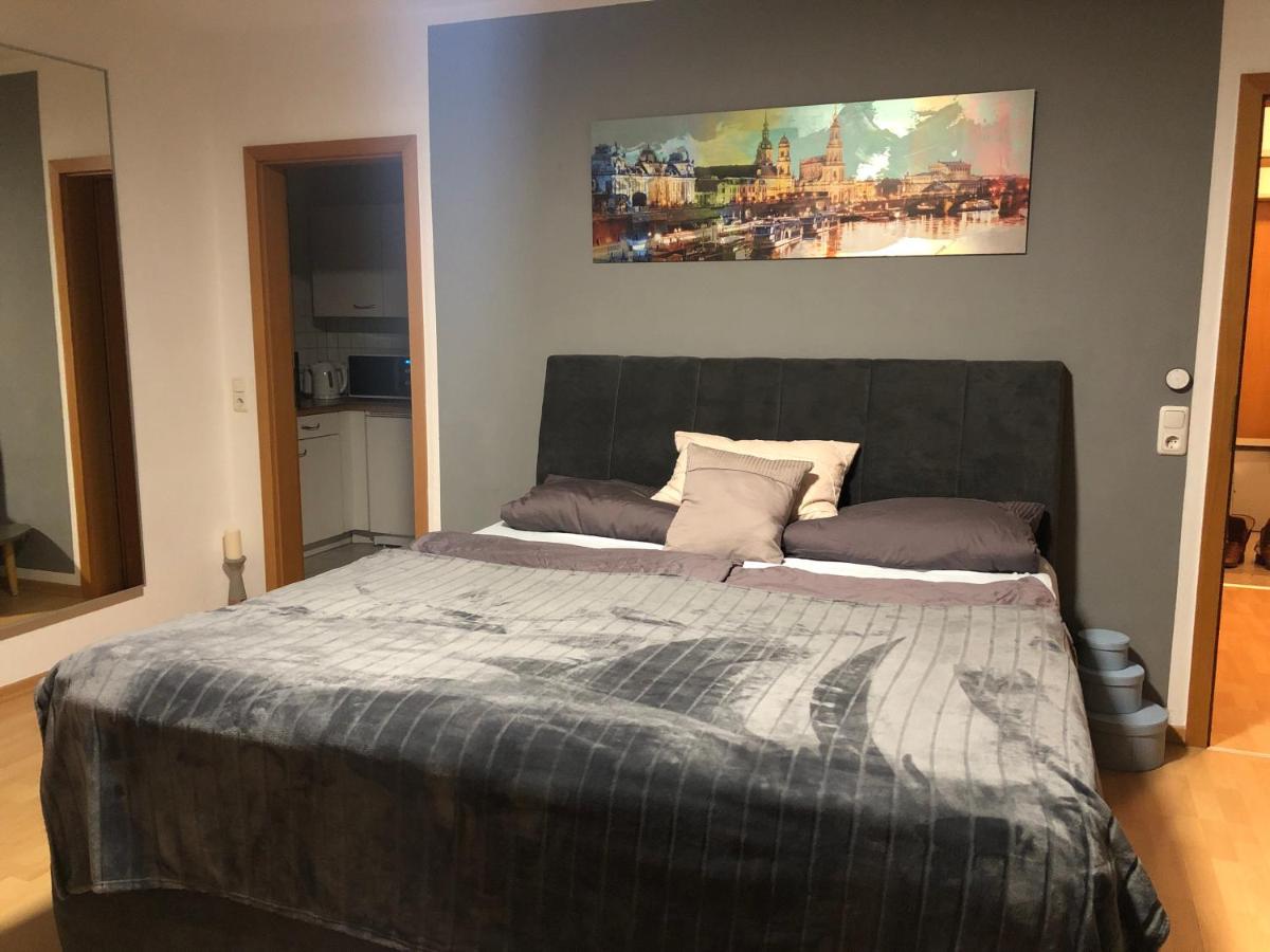 Modernes Apartment Dresden Neustadt - Hizvo