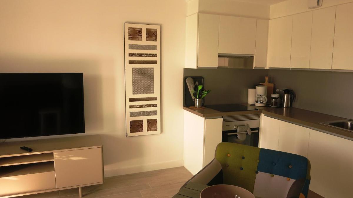 Feel-good-oasis - Housity