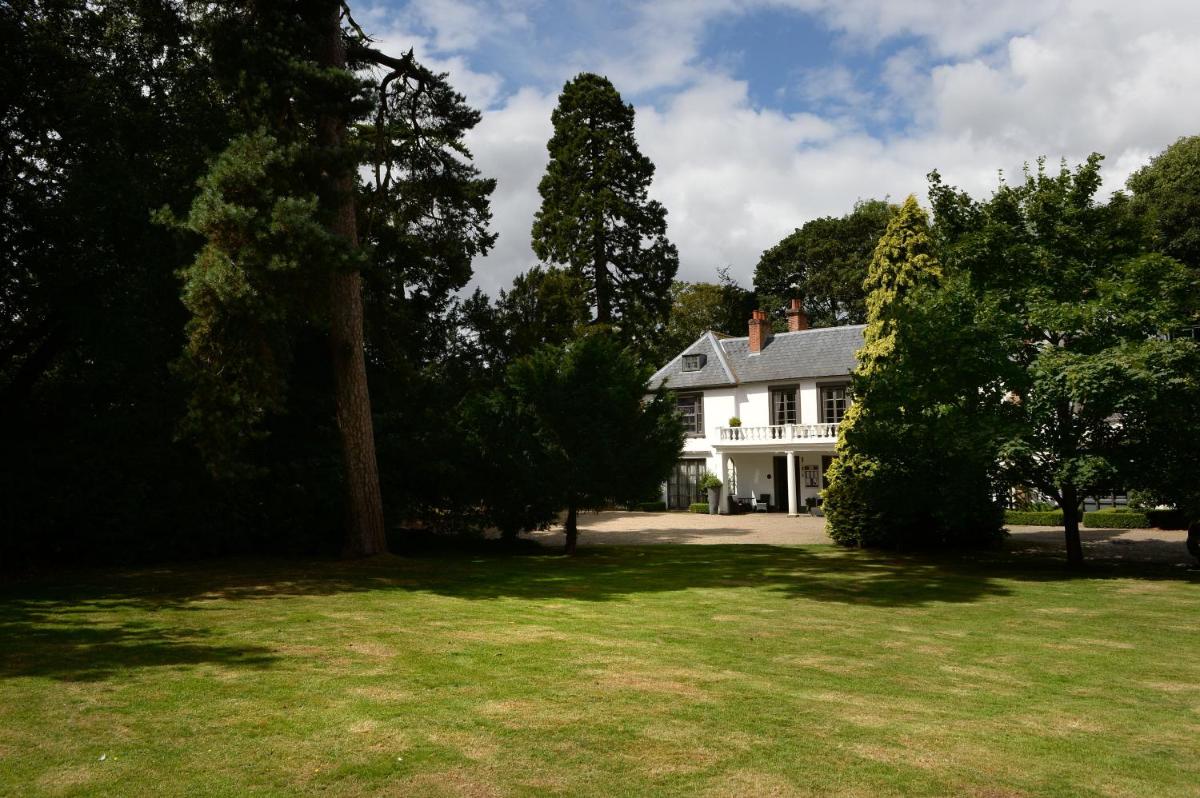 Satis House Hotel - Housity