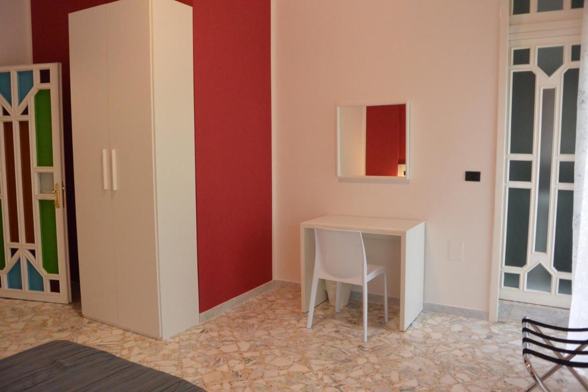 B&B Piazza Madonnina - Housity