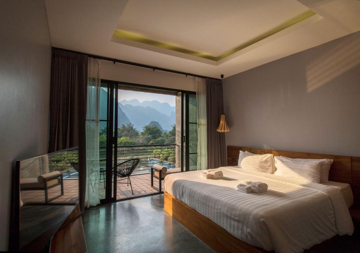 Inthira Vangvieng - Housity