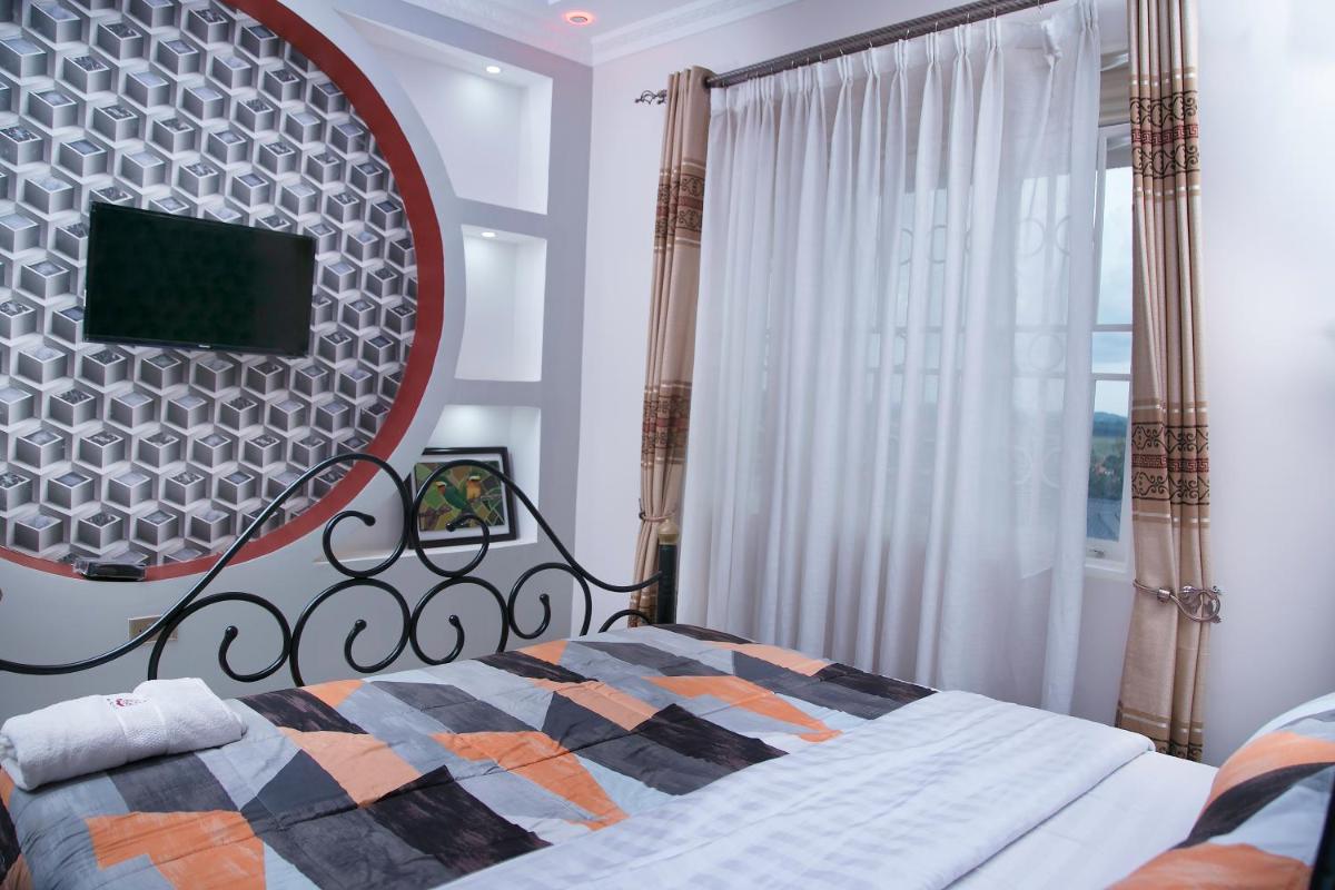 Suitetrails - Red Sox Hotel Ltd