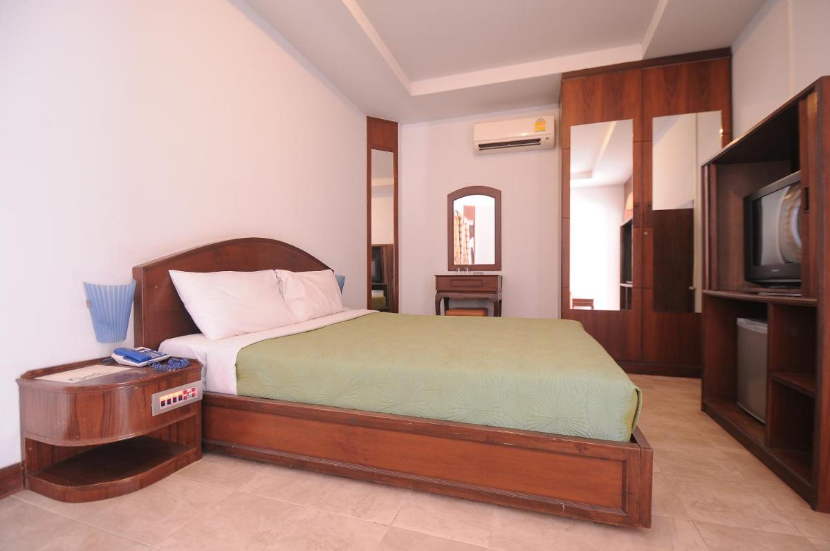 Paradise Inn and Dining - Housity