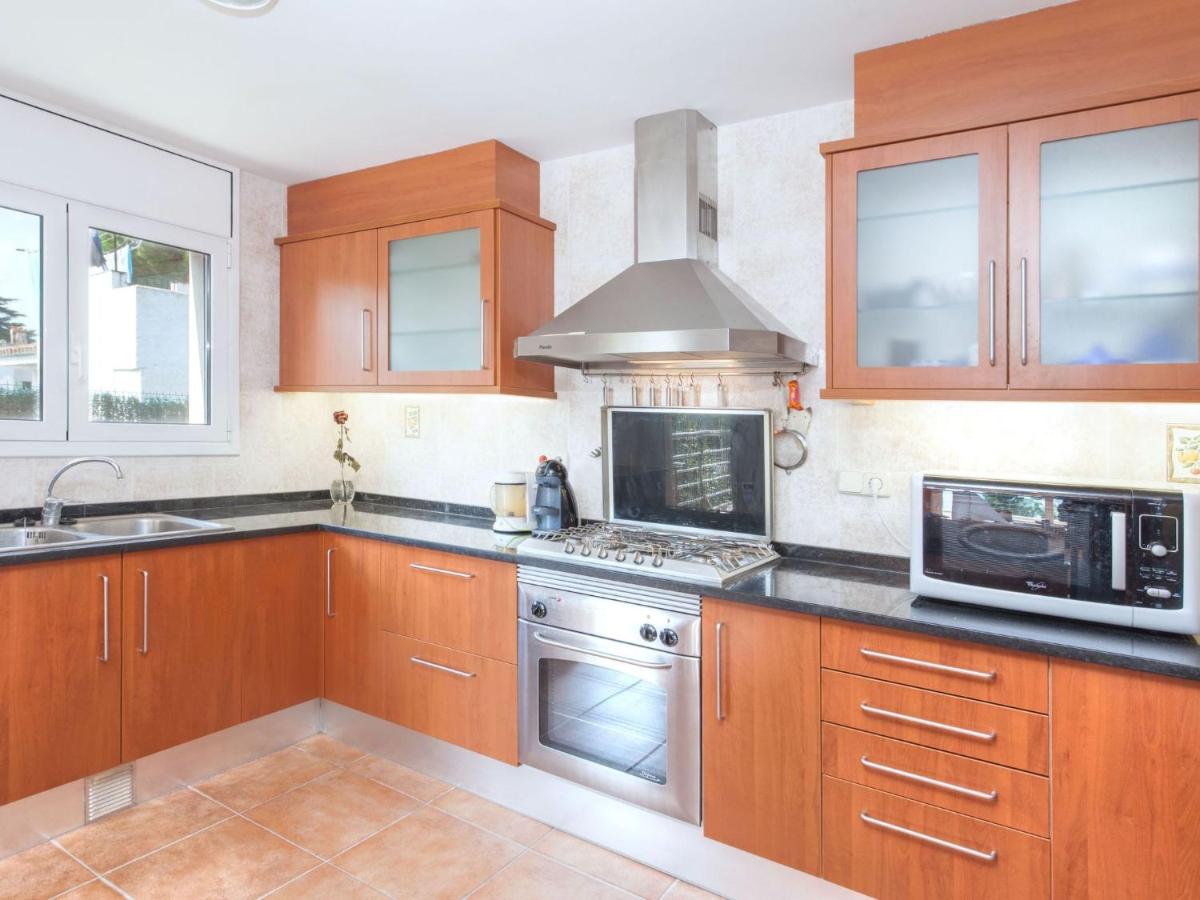 Holiday Home Dorian by Interhome - Housity