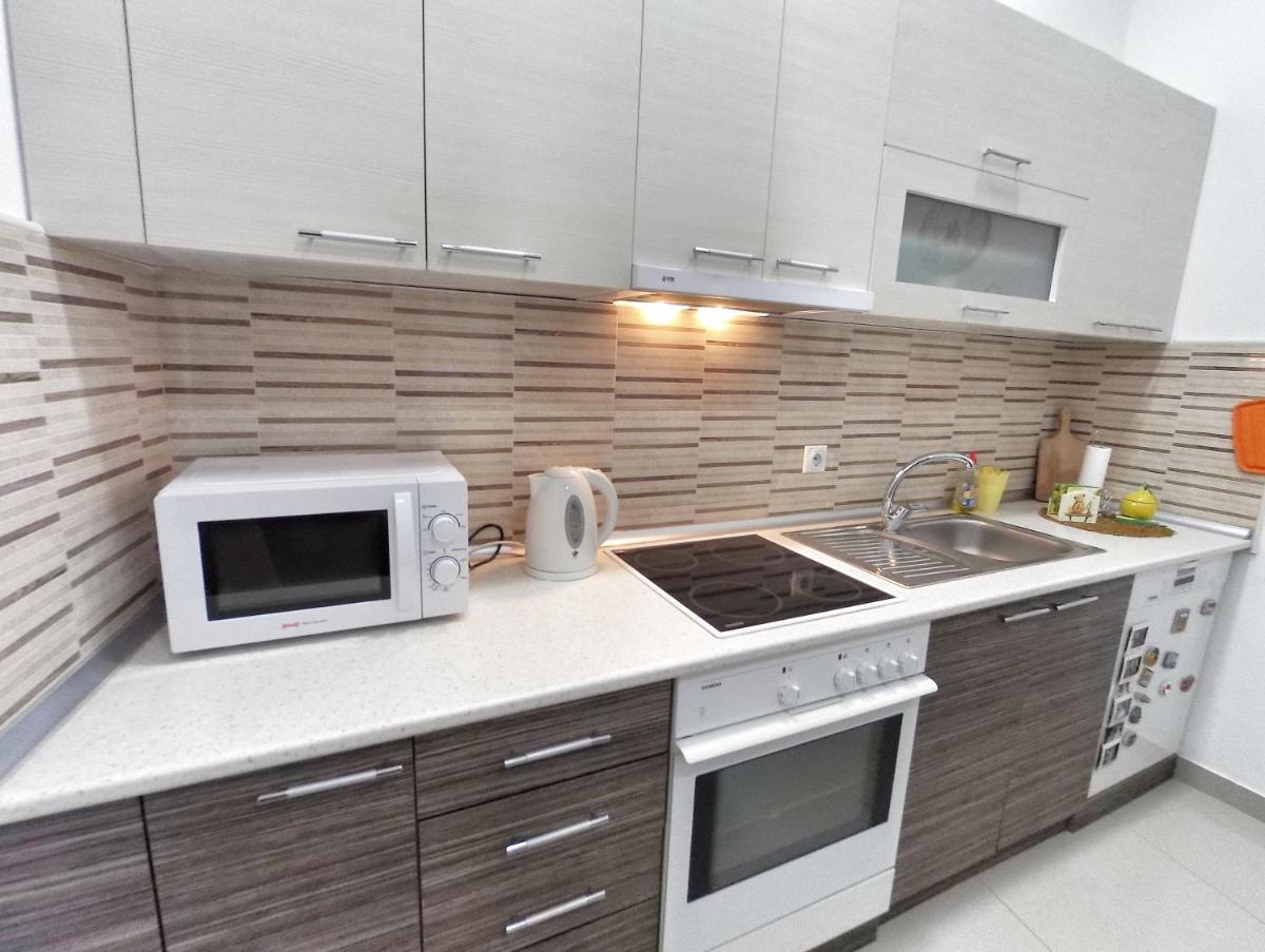 Apartment Milijana - Housity