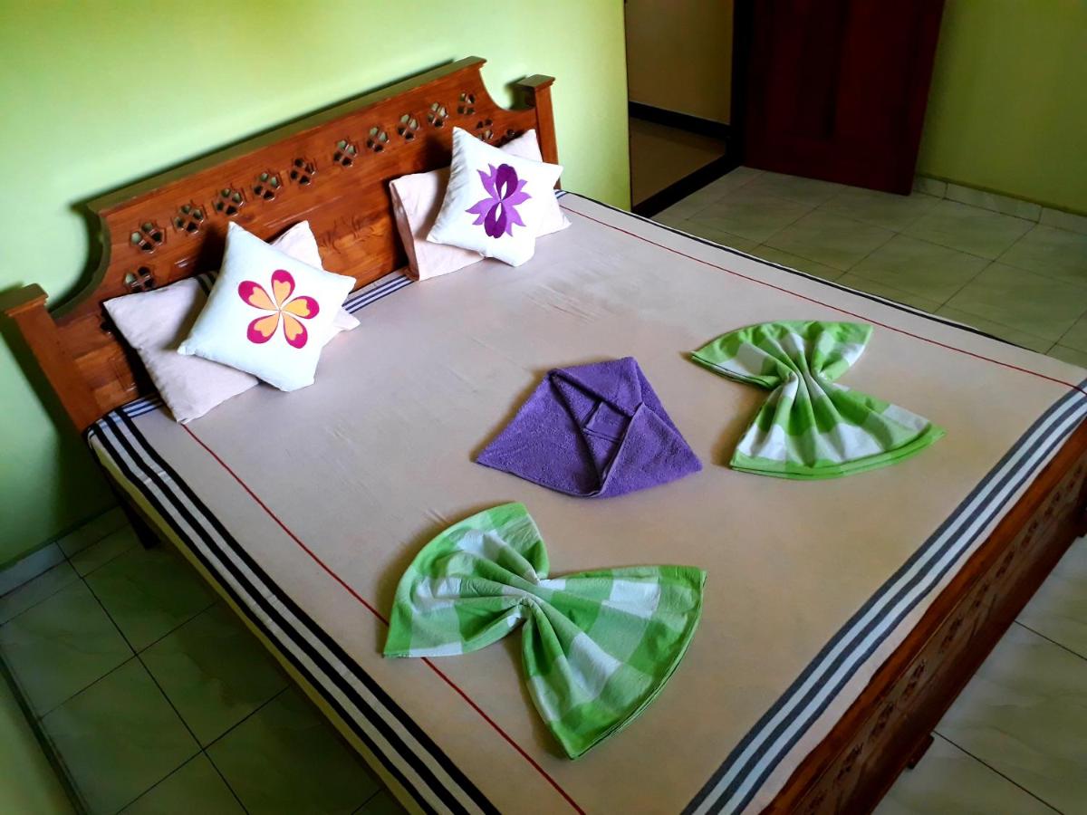 Nisala Villa - MIDIGAMA - Housity