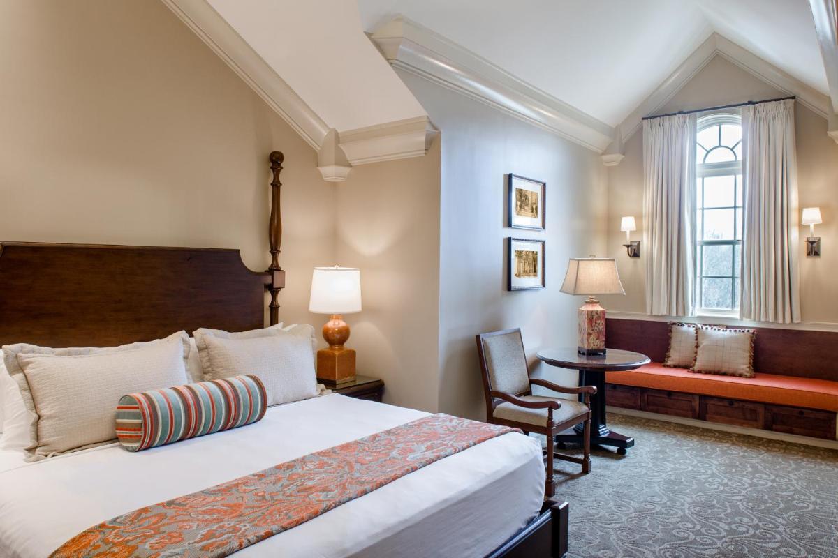 Barnsley Resort - Housity