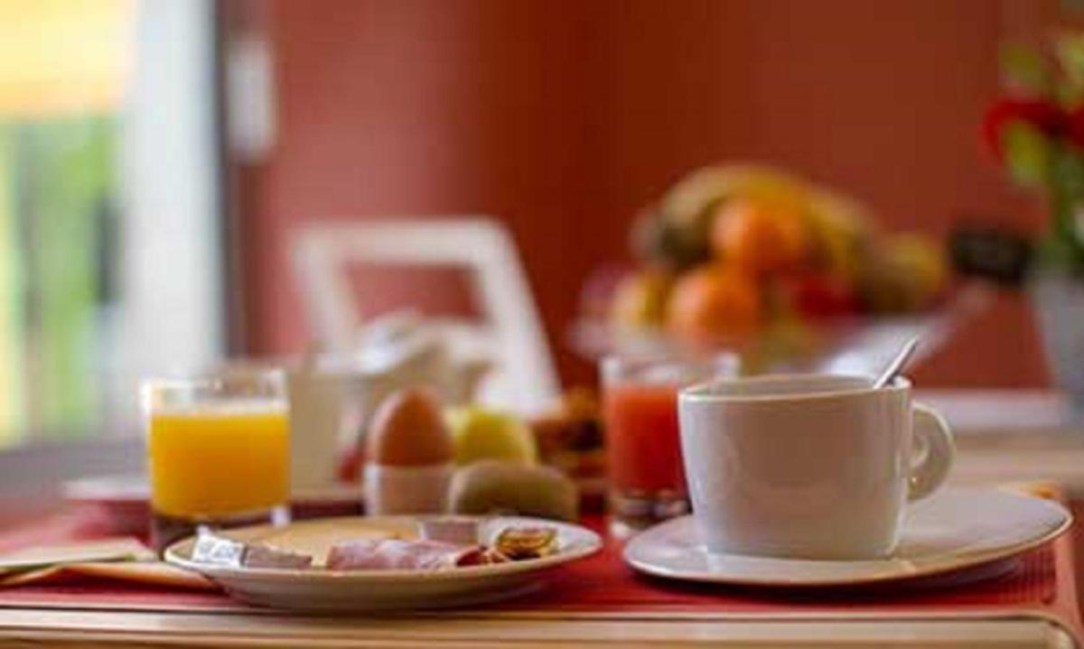 HOTEL ZIDANE - Housity