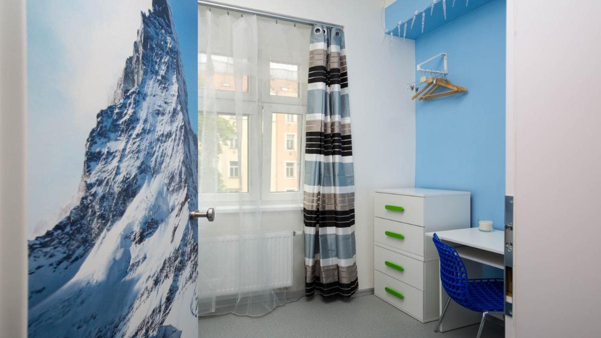 Apartment Four Year Seasons - WALKABLE TO CENTRE, METRO AND RIVERSIDE - Housity