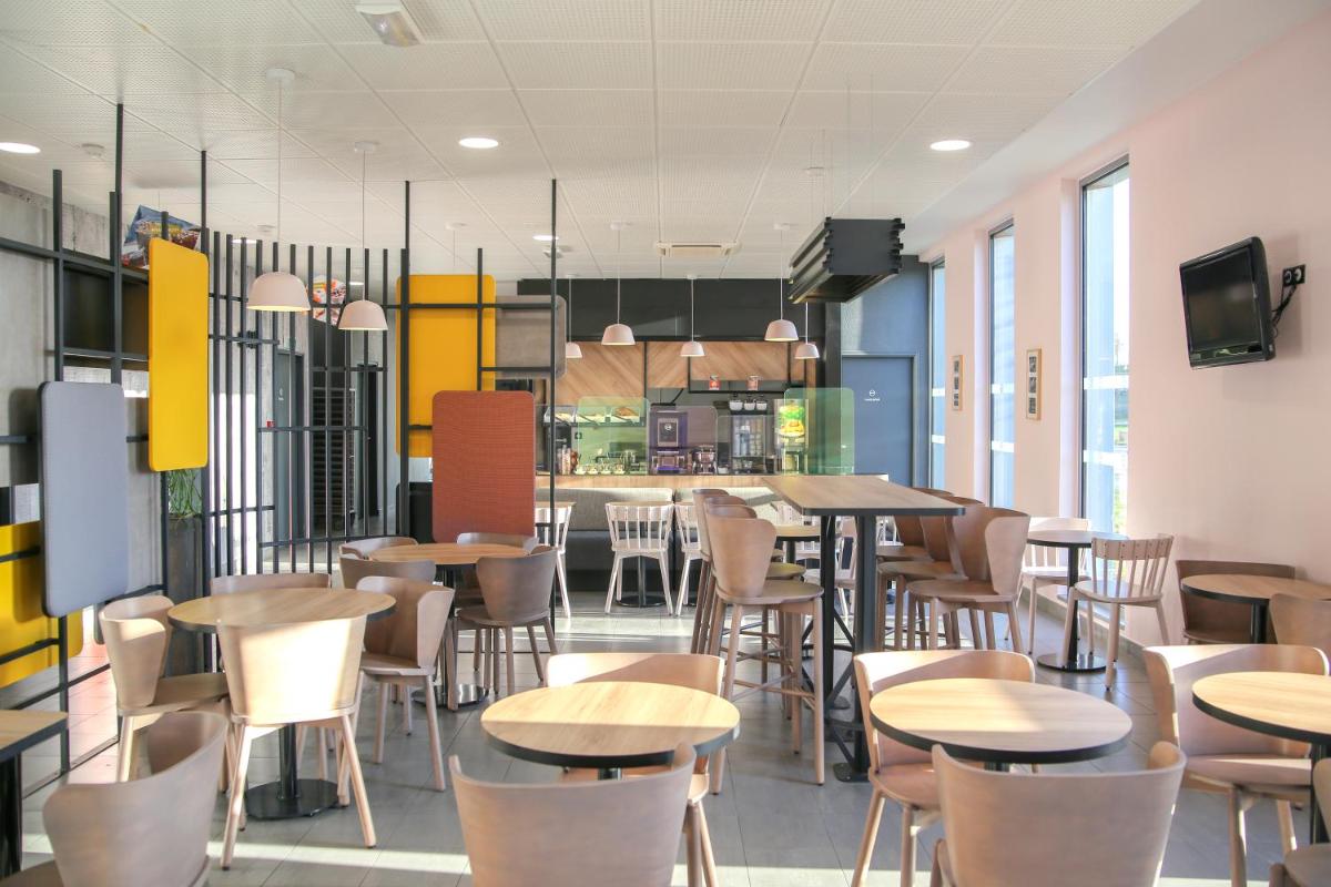 B&B HOTEL Reims Bezannes - Housity