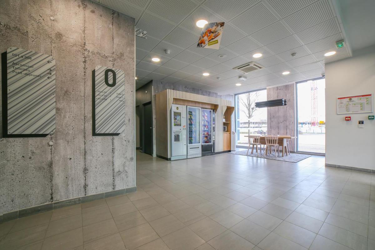 B&B HOTEL Reims Bezannes - Housity
