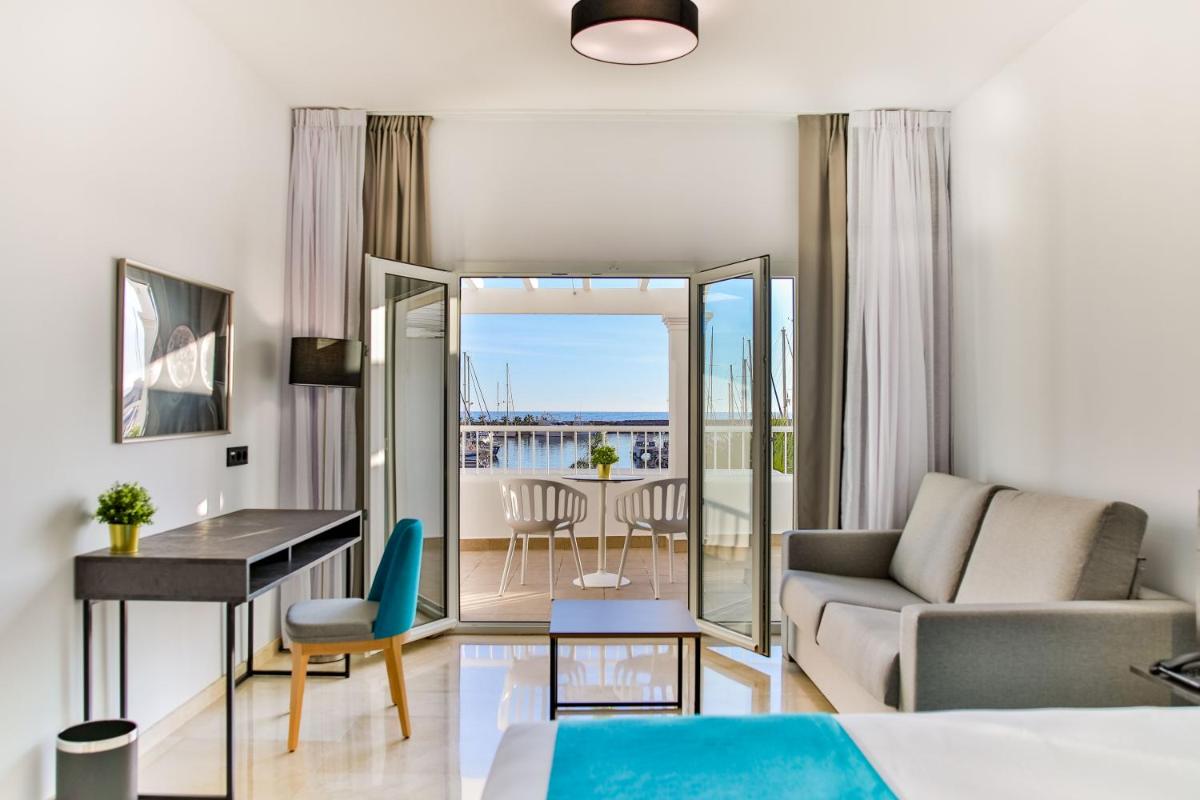 Moon Hotel & SPA. - Housity