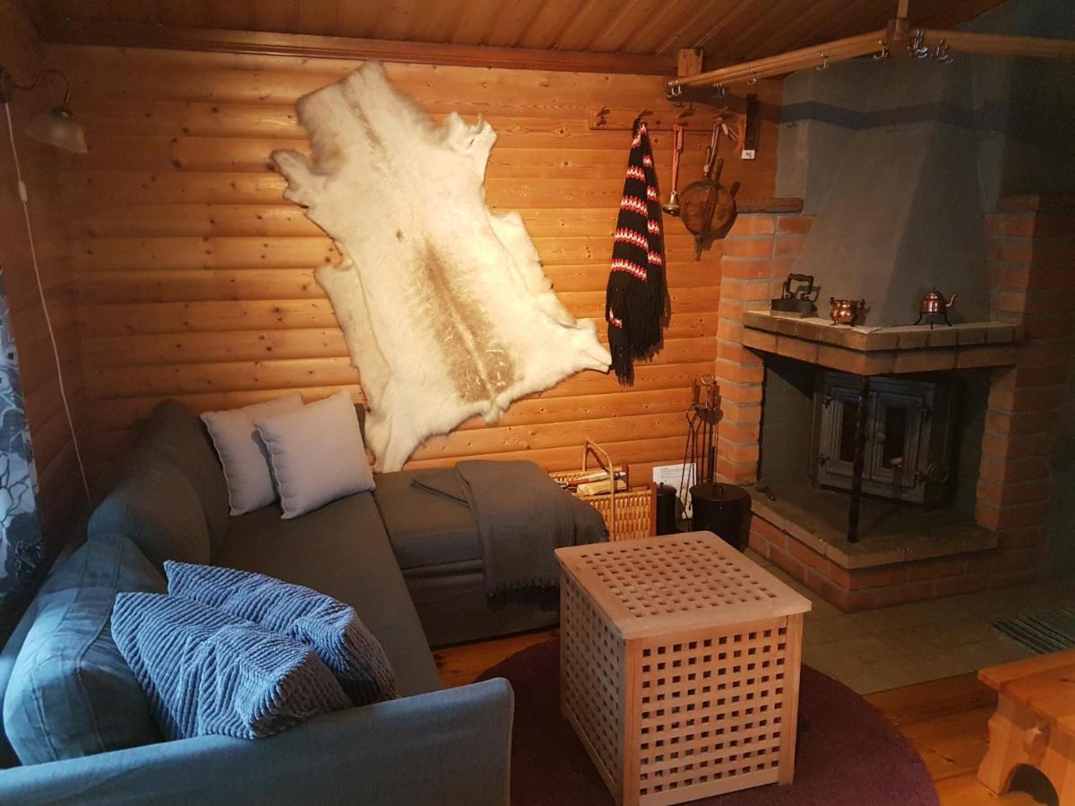 Liten timmerstuga i Sälen - Housity